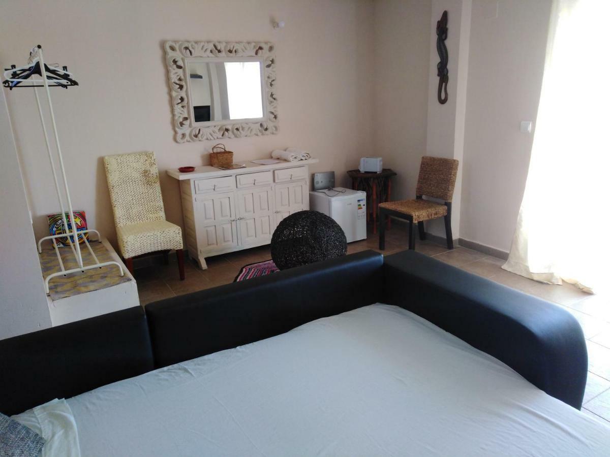 אלמריה Habitaciones En Casa Compartida Retamar מראה חיצוני תמונה