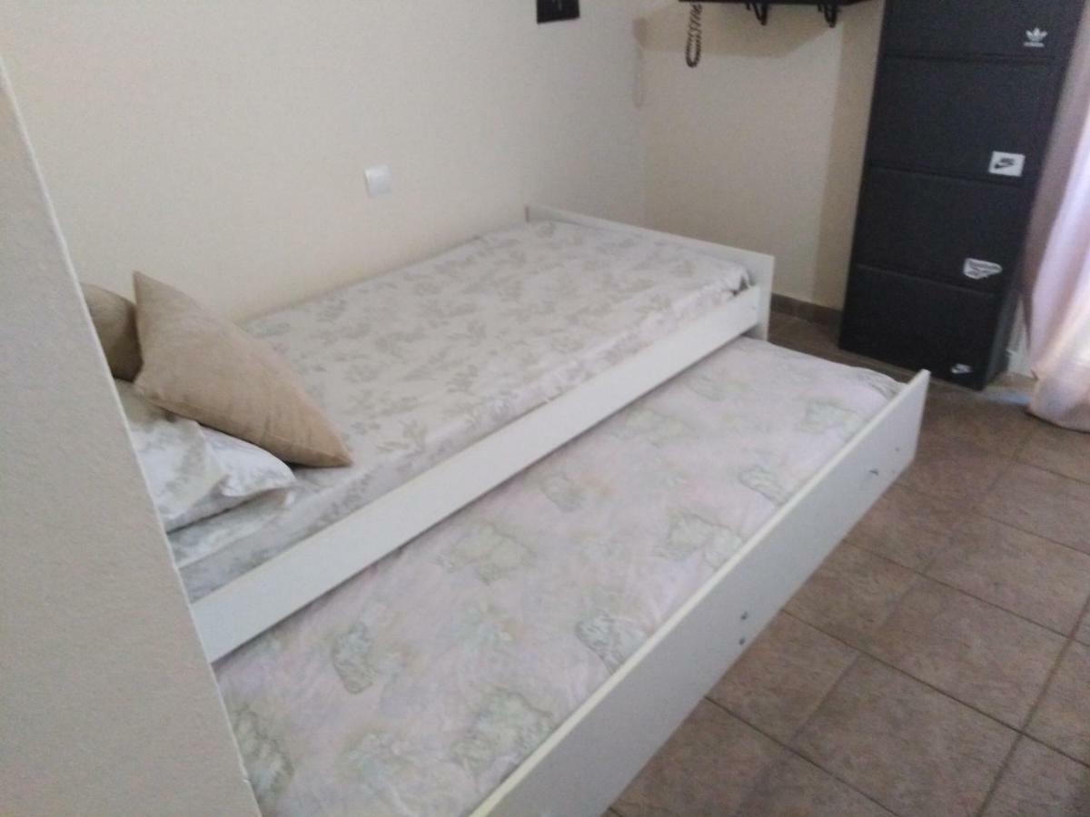 אלמריה Habitaciones En Casa Compartida Retamar מראה חיצוני תמונה